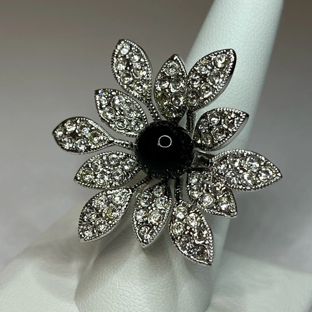 Silver Rhinestone Flower Ring - Picture 7 of 9